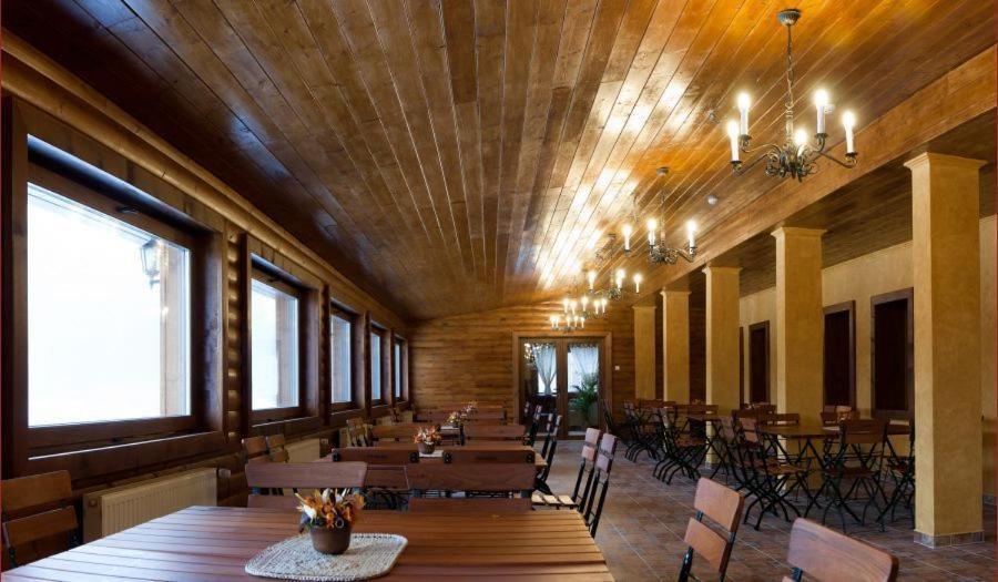 Hotel Ozon Harghita-Băi Eksteriør billede